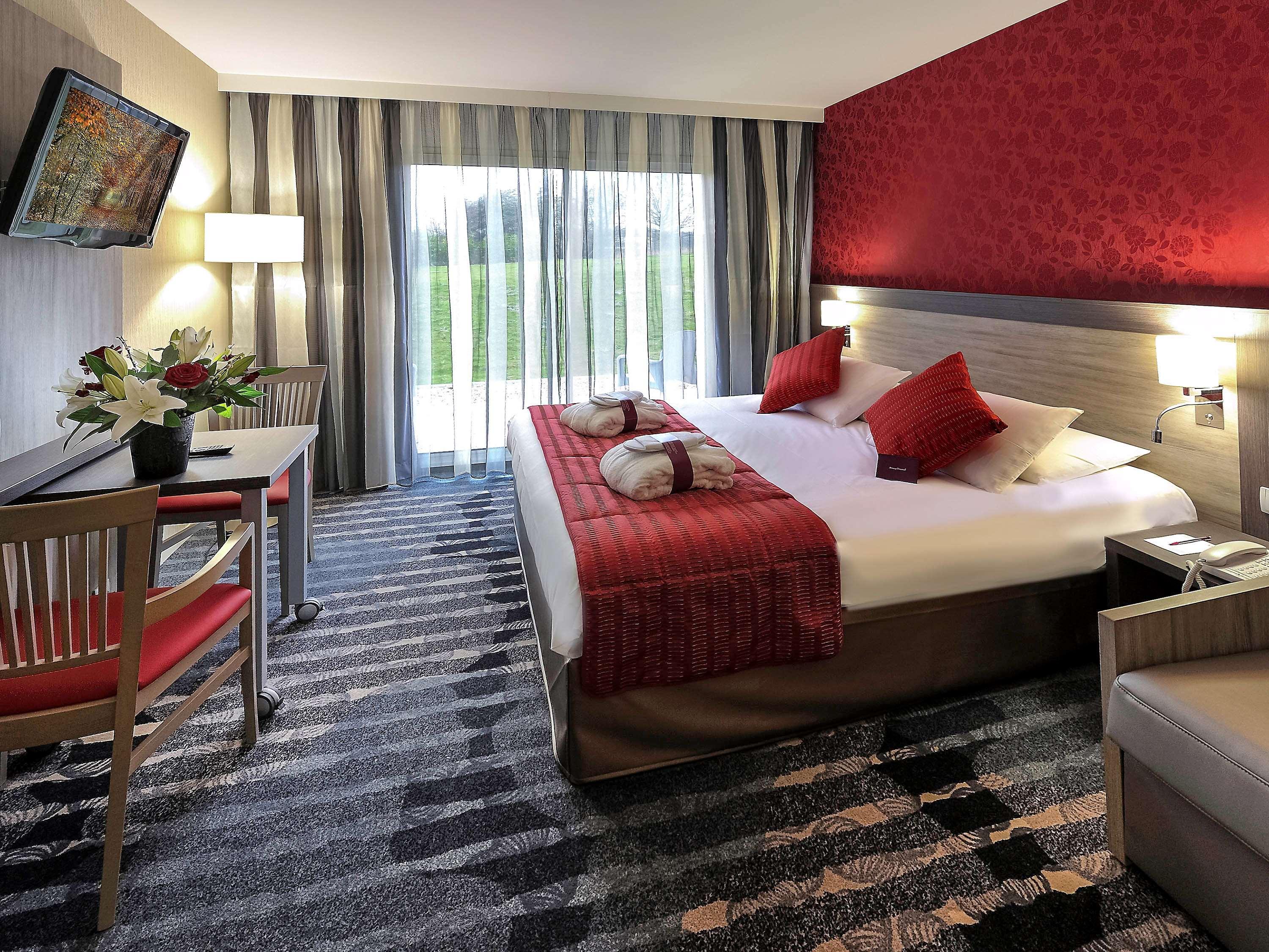 Mercure Rouen Val De Reuil Val-de-Reuil Esterno foto