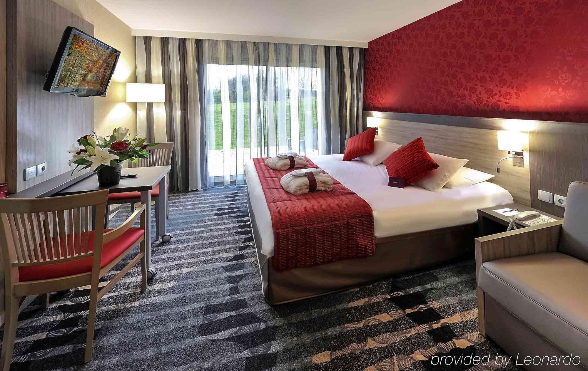 Mercure Rouen Val De Reuil Val-de-Reuil Esterno foto